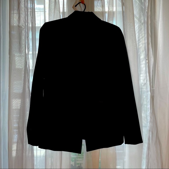 🐝Central Park West, size S, Button close, silver accented zip pockets, New like - Picture 8 of 9